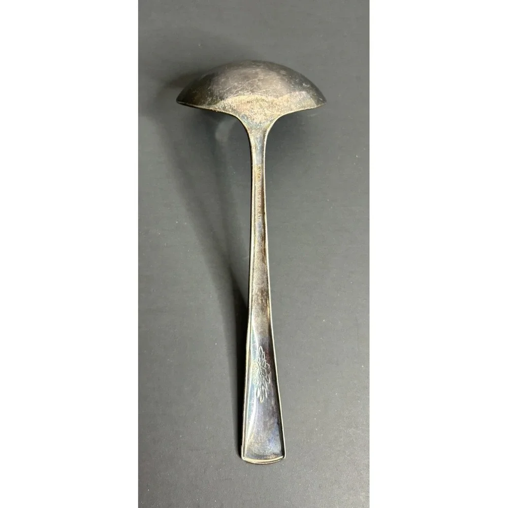 7 International Silverplate Camelia Gravy Ladle Silverplate 6 1/2